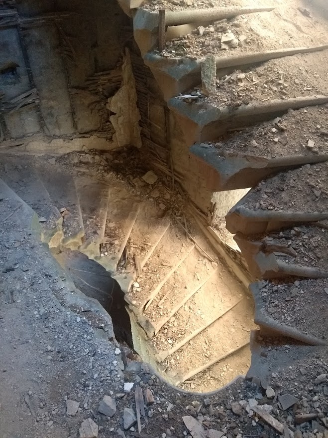 Oblivion (100 words; literary horror)